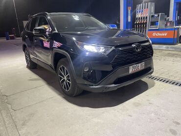 кпп лабо: Toyota RAV4: 2019 г., 2.5 л, Автомат, Бензин, Внедорожник