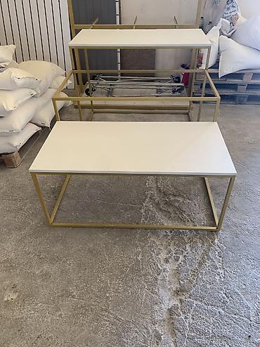 Стеллажи: Вешалка: ширина - 80 см длина - 150 см высота - 170 см длина рабочей — 12