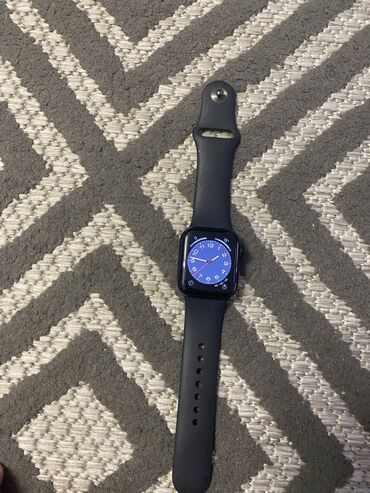 Apple Watch: Apple Watch SE 2 generation 40mm. В отличном состоянии, комплект