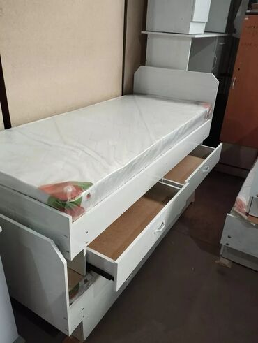 Односпальные кровати: Односпальная кровать, Новый, С матрасом, длина - 190 см — 16