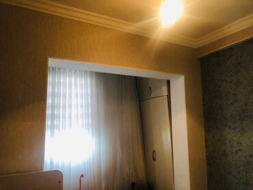 Köhnə tikili: Bakı, 2 otaqlı, Köhnə tikili, m. Memar Əcəmi, 35 kv. m — 9