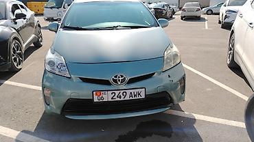 fit 2015: Toyota Prius: 2015 г., 1.8 л, Вариатор, Гибрид, Лифтбек — 2