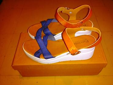 kickers jeftino: Ženske sandale Patrizia Boutique broj 37 KAO NOVE MODERNE ženske — 5