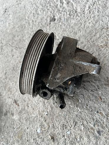 Другие детали для мотора: Запчасти от Ауди А6 С6 3.2 Клапанная крышка 3000 сом Насос масленный — 11