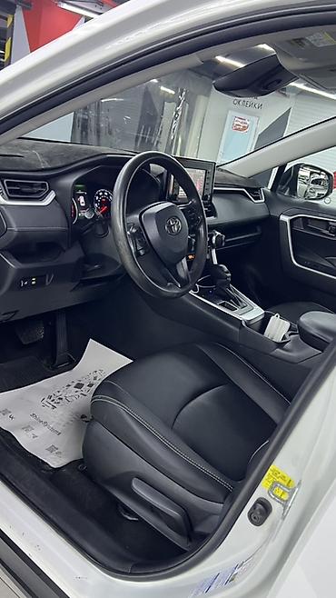 range rover 2010: Toyota RAV4: 2022 г., 2.5 л, Автомат, Бензин, Кроссовер — 7