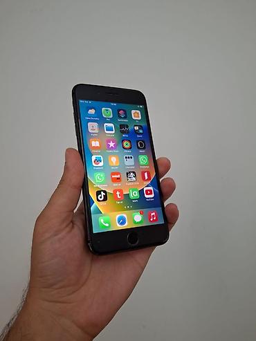 iphone 6s 64: IPhone 8 Plus, 64 GB, Qara, Simsiz şarj — 2