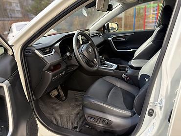 Toyota: Toyota RAV4: 2021 г., 2.5 л, Автомат, Гибрид, Внедорожник — 10
