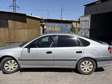 corolla 2004: Toyota Avensis: 2002 г., Механика, Бензин, Лифтбек — 3