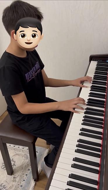 Пианино: 🎹 Цифровое пианино с деревянными клавишами и молоточковой механикой — 3