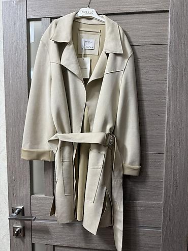 pull bear: Плащ, Тренчкот, S — 1