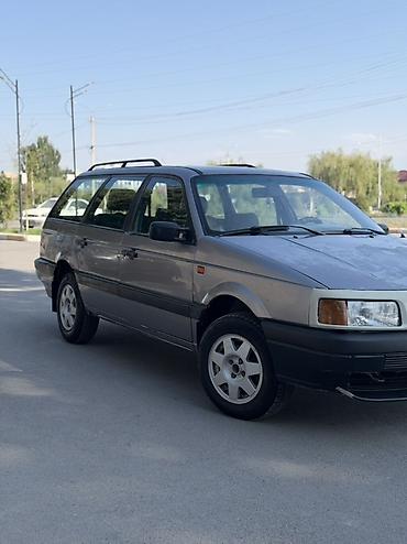 Volkswagen Passat Variant: 1991 г., 1.8 л, Механика, Бензин, Универсал