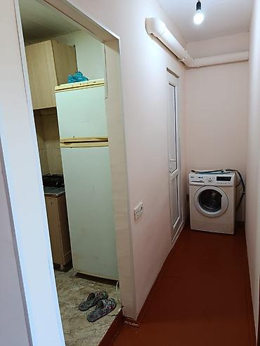 evler bine: Bakı, 2 otaqlı, Köhnə tikili, m. Xalqlar Dostluğu, 30 kv. m — 6
