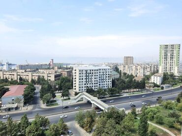 Uzunmüddətli kirayə mənzillər: Həzi Aslanov metrosuna yaxin Qədir Məmmədov kucesində 13 mertebeli — 10
