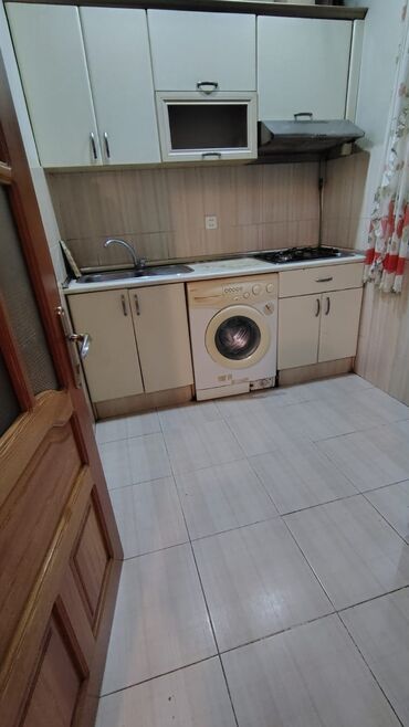 Uzunmüddətli kirayə mənzillər: Kirayə mənzil – Nəsimi rayonu, 2-ci Mikrorayon, “Əcəmi” metrosuna — 1