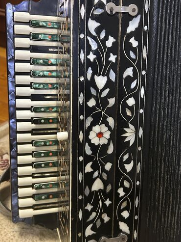 Qarmonlar: Qarmon, Akustik — 3