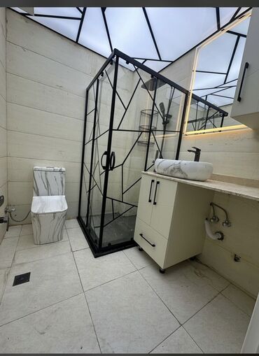 Moydadırlar: Bu dəbli vanna otağı dəsti, müasir dizaynı ilə seçilir. Dəstə güzgülü -da lalafo.az — 12 Moydadırlar: Bu dəbli vanna otağı dəsti, müasir dizaynı ilə seçilir. Dəstə güzgülü — 12