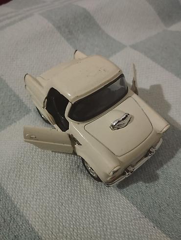 jaguar saat: Mavi rəngli metal oyuncaq maşın modeli - Korpus: metal gövdə, detallı — 6