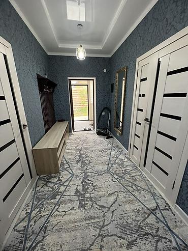 кирпичный квартира: 78 м², 3 комнаты — 2