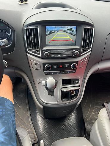 минивэн: Hyundai Starex: 2020 г., 2.5 л, Автомат, Дизель, Минивэн — 6