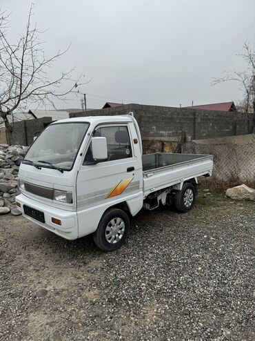 машина жалабат: Daewoo Labo: 2011 г., 0.8 л, Механика, Газ, Универсал