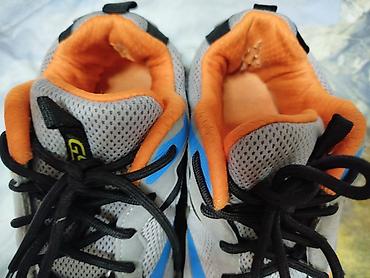 Кроссовки и спортивная обувь: Продаю мужские кросовки 42 размера в хорошем состоянии GSD тел — 12