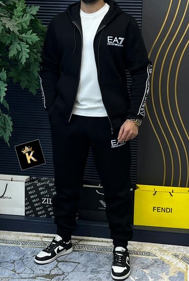 İdman dəstləri: İdman dəsti, S, rəng - Qara — 12