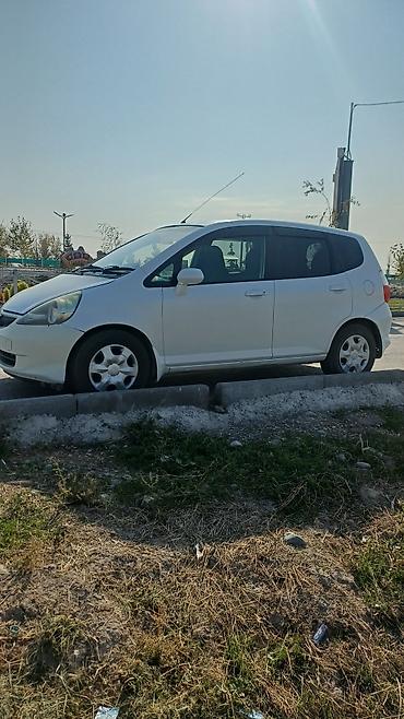 82 2: Honda Fit: 2002 г., 1.3 л, Автомат, Бензин, Хэтчбэк — 4
