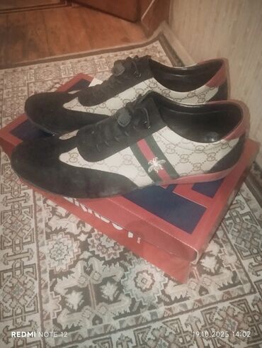 Digər üst geyimləri: Maksimum 3 ədəd alana bu qiymətə satılır 3 ve 4 manata 3 dedi 10 — 5