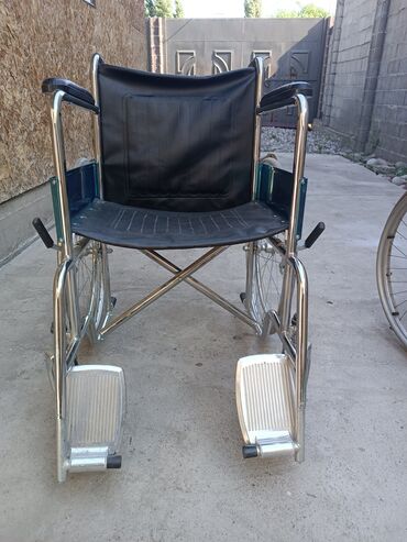 детская инвалидная коляска: Инвалидная коляска . Б/у в хорошем состоянии