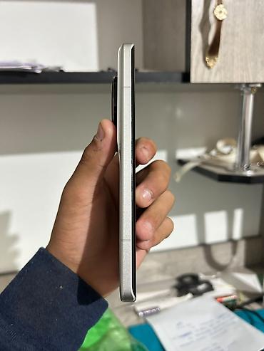 Мобильные телефоны и аксессуары: Xiaomi, 13 Ultra, Б/у, 256 ГБ, цвет - Белый, 2 SIM — 4