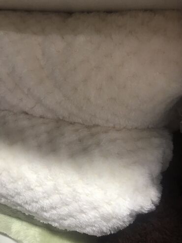 Комплекты постельного белья: Плед пледы, покрывала, плед барашек, двух спалки полуторки, плед — 21