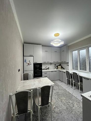 Продажа коттеджей и домов: 🚨 **СРОЧНО ПРОДАЁТСЯ 2-ЭТАЖНЫЙ ШИКАРНЫЙ ДОМ** 📍 Район: Ак-Орго 🏠 — 5