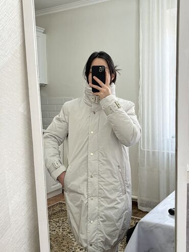 Пуховики и зимние куртки: Пуховик, По колено, С мехом, Стеганый, Ультралегкий, L — 1