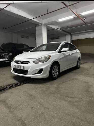 Hyundai: Hyundai Accent: 1.6 l | 2012 il Sedan — 10