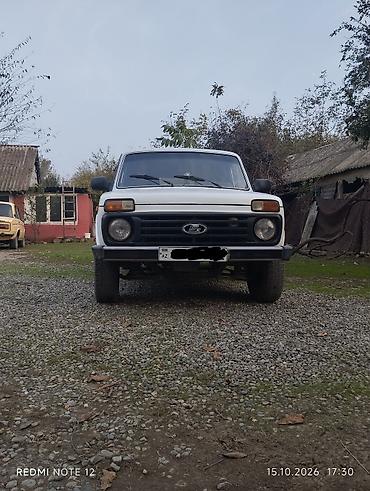 barter masinlar lada: LADA Niva 4x4, 5 qapılı
ili: 1999 
Heç bir prablemi yoxdur — 1