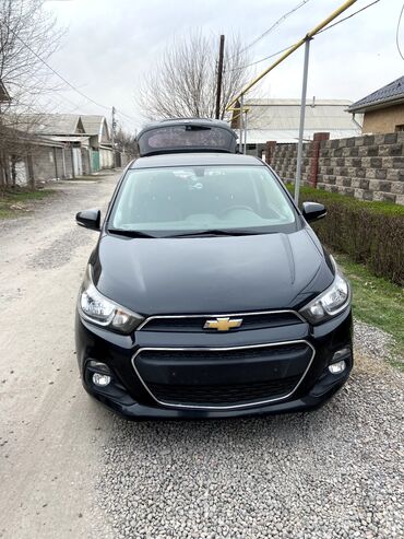 Chevrolet: Chevrolet Spark: 2016 г., 1 л, Вариатор, Бензин