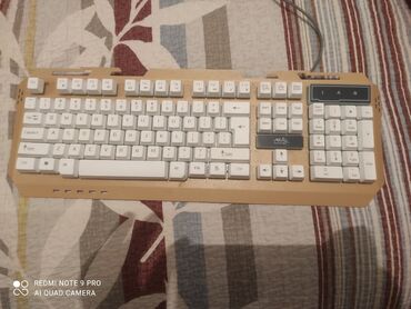 Модемы и сетевое оборудование: Rgb 100% klaviatura