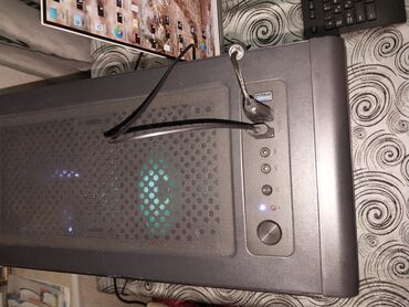 Masaüstü kompüterlər və iş stansiyaları: 2 ay işlədilib super vəziyyətdədir .Paramertləri şəkillərdə verilib — 5