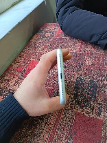 Apple iPhone: IPhone 8 Plus, 64 GB, Gümüşü, Barmaq izi — 6