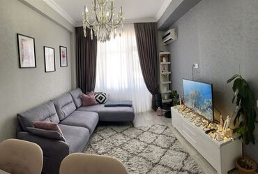квартира в баку: Qaraçuxurda 81 nömreli avtobusun sonuncu dayanacağında 16 mərtəbəli