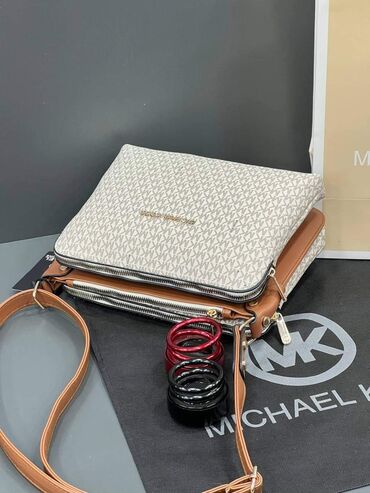 Torbe: Cena 4100 din — 2