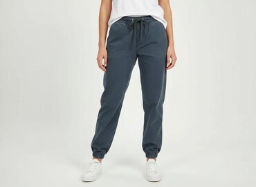 kapcie z kaczego pierza: Bershka, Sweatpants for women, size XS