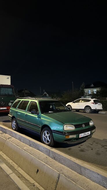 венто гольф3: Volkswagen Golf Variant: 1995 г., 1.8 л, Механика, Бензин, Универсал