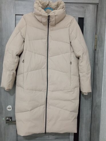 теплые зимние куртки: Пуховик, По колено, Китай, С мехом, С капюшоном, M (EU 38)