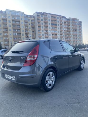 Hyundai: Hyundai i30: 1.4 l | 2009 il Hetçbek — 4