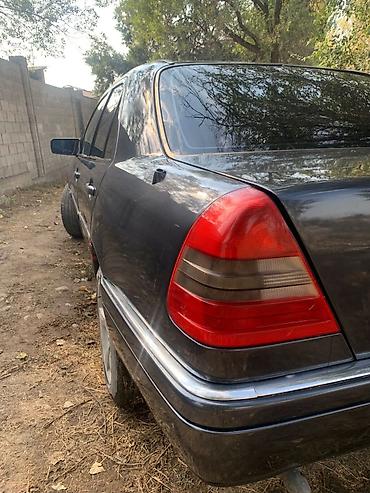 вампер с4: Mercedes-Benz C-Class: 1995 г., 2 л, Автомат — 5