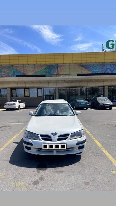 Nissan: Nissan Almera: 2001 г., 1.6 л, Механика, Бензин, Хэтчбэк