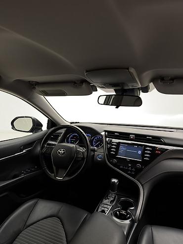 Toyota: Toyota Camry: 2020 г., 2.5 л, Вариатор, Гибрид, Седан — 9