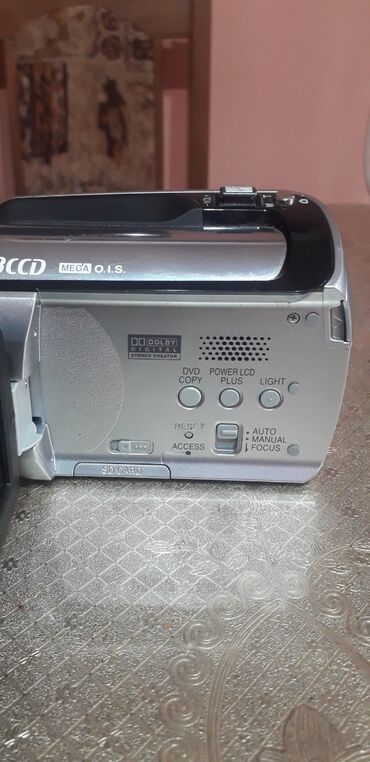Video kamere: Panasonic SDR-H80 video kamera sa 3CCD sistemom i LEICA Dicomar — 3