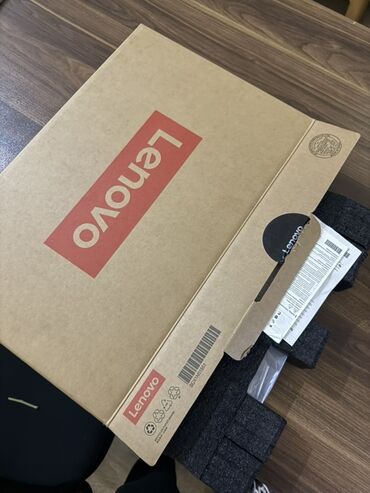 ноутбук баку: Lenovo noutbuk - Marka/model: Lenovo (gümüşü/qrafit rəng çalarında